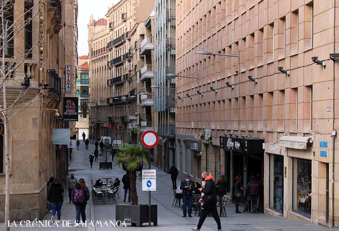 Calle Azafranal