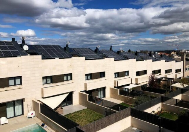 viviendas autoconsumo paneles solares