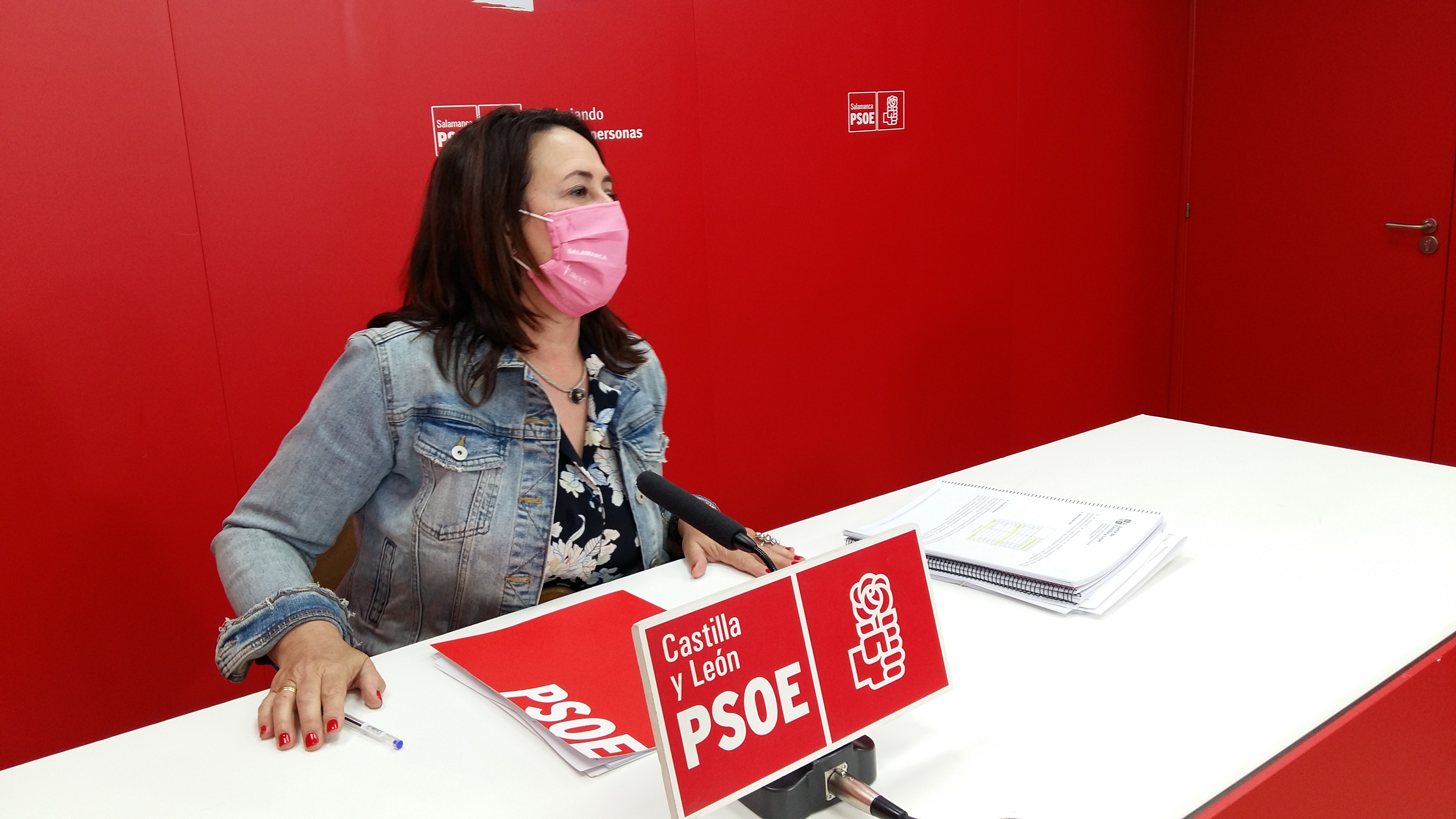 la procuradora del PSOE de Salamanca y portavoz de Hacienda del Grupo Socialista en las Cortes, Rosa Rubio