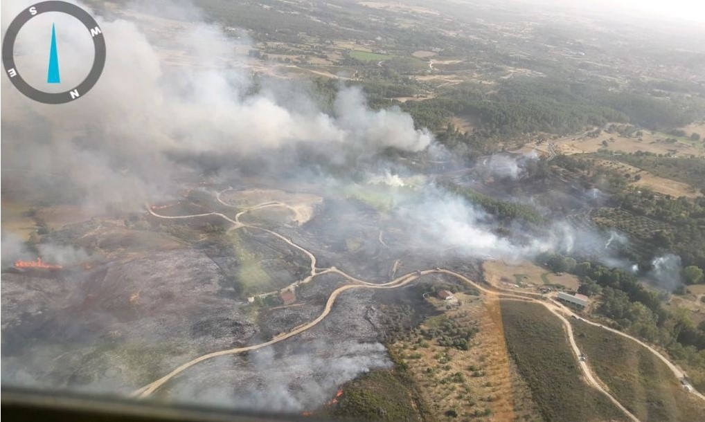 incendio en el raso candeleda ical