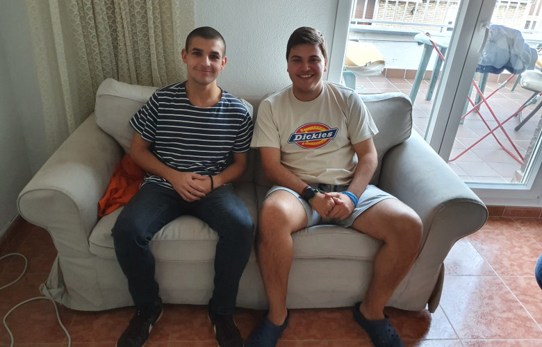 Javier Armesto y Jaime San Román comparten piso de estudiantes
