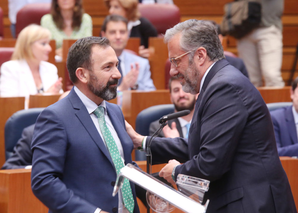 Rubén Cacho / ICAL . Javier Bernardo toma posesión como procurador de Vox en las Cortes de Castilla y León