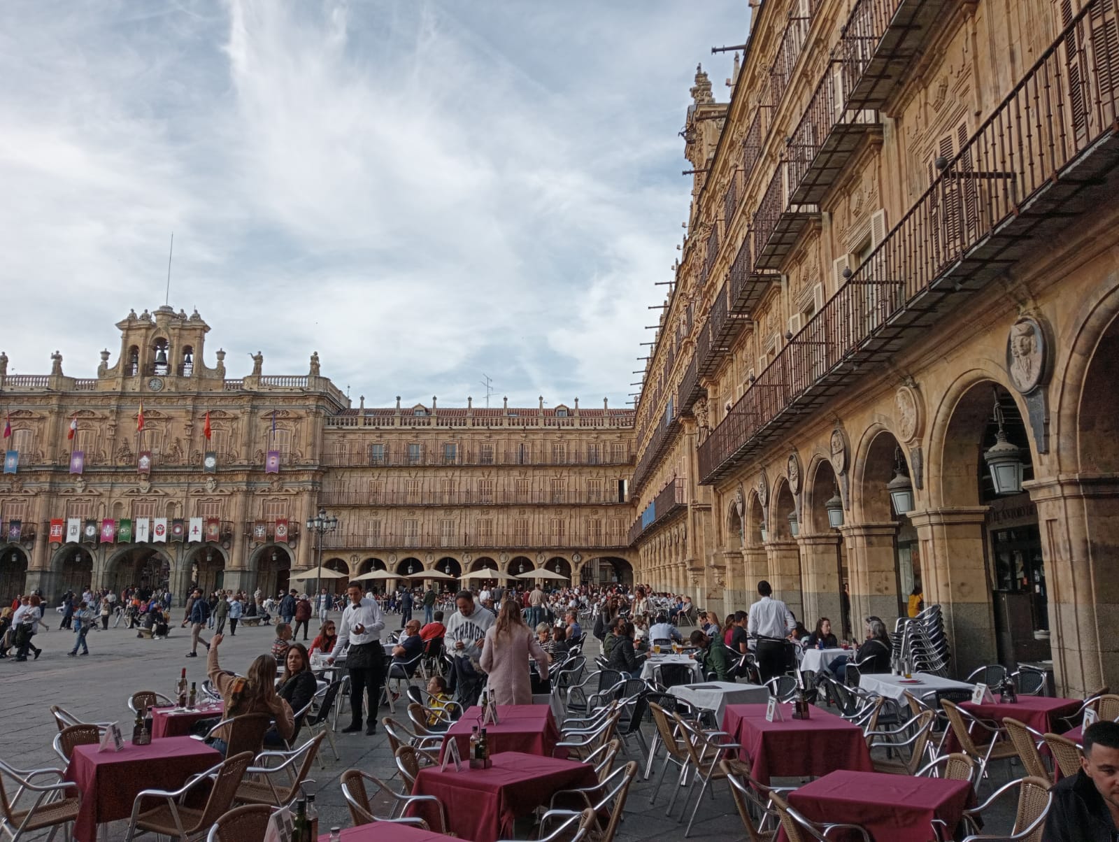 Una de las terrazas de la Plaza Mayor de Salamanca.