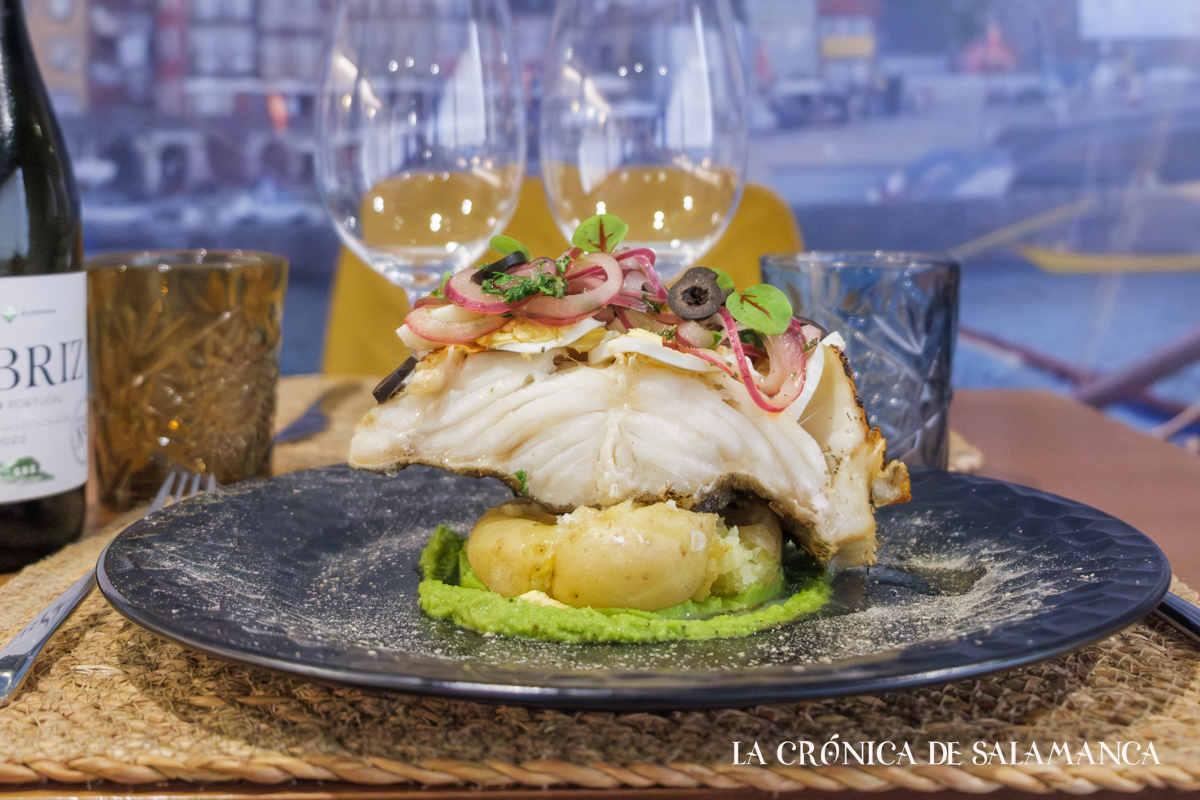 Lomo de bacalao a la brasa, en el restaurante Oporto, en Salamanca.